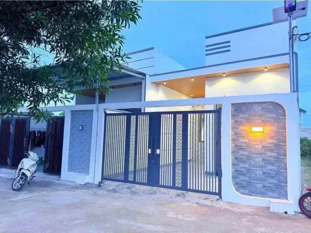 Nhà bán Quận 1, 101m², 2PN, 1 tỷ 250 triệu - Ảnh thu nhỏ 3