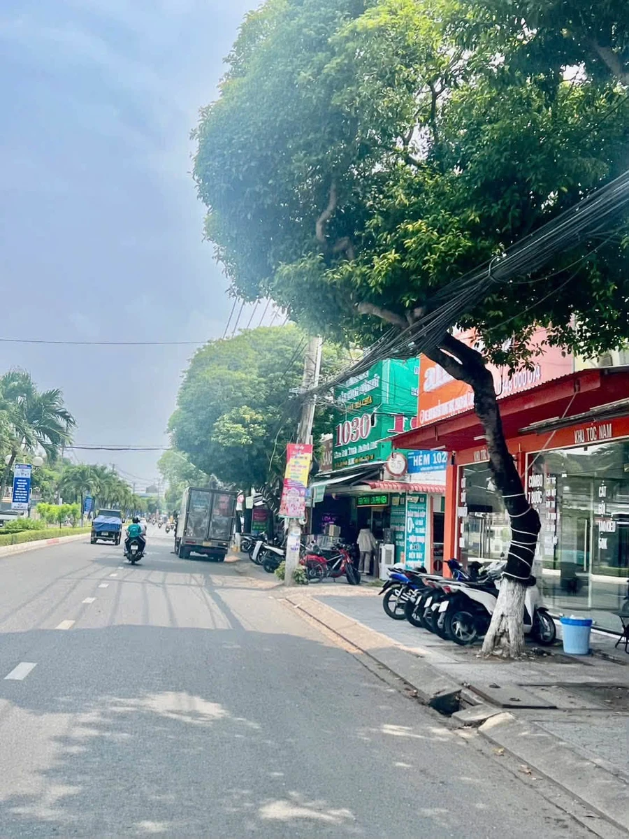 Bán nhà 1 trệt 1 lầu Nguyễn Trung Trực 125m2, giá 3 tỷ - Ảnh thu nhỏ 2