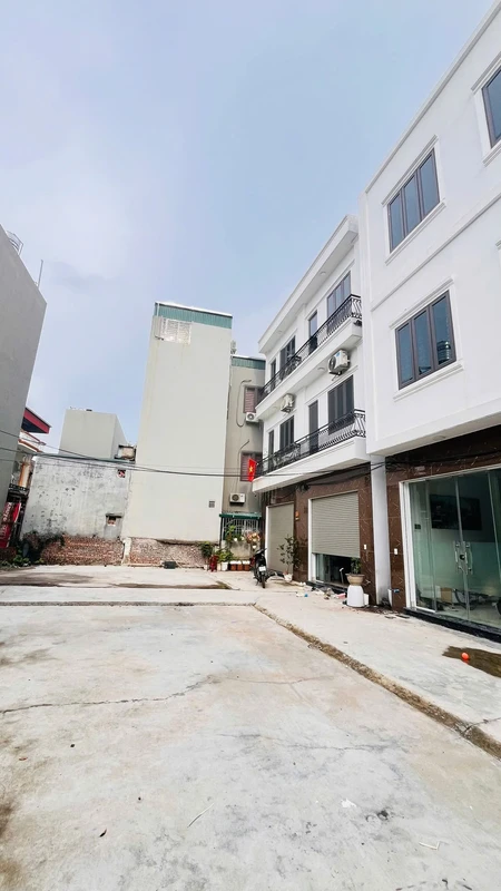 Bán nhà 3 tầng góc 44,3m² lô góc An Ninh Hải Dương