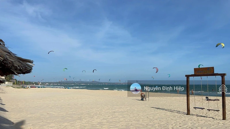Bán 220m2 thổ cư mặt tiền biển Nguyễn Đình Chiểu, Mũi Né, giáp Sun Group