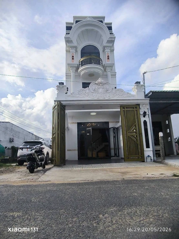 Bán nhà mặt tiền Nguyễn Quang Đại, 5PN, 81m2, Tân An, Long An