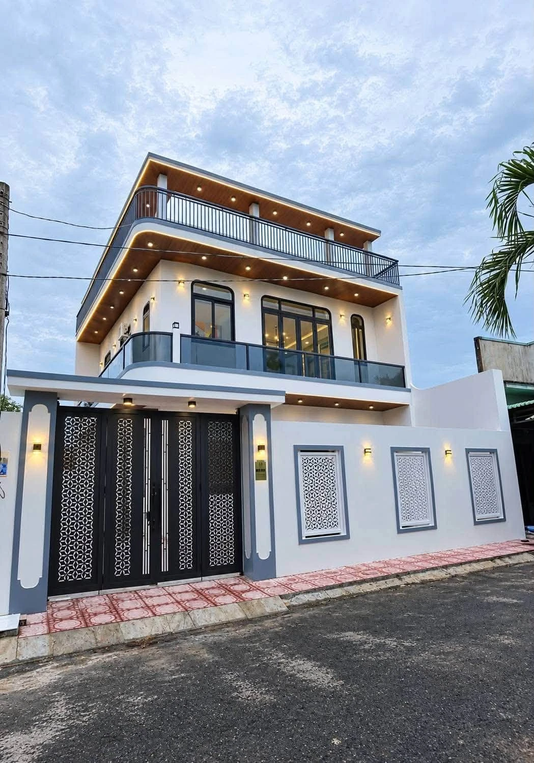 Biệt thự mini góc 2 mặt tiền 150m2, 3 PN ở Tây Ninh - Ảnh 1