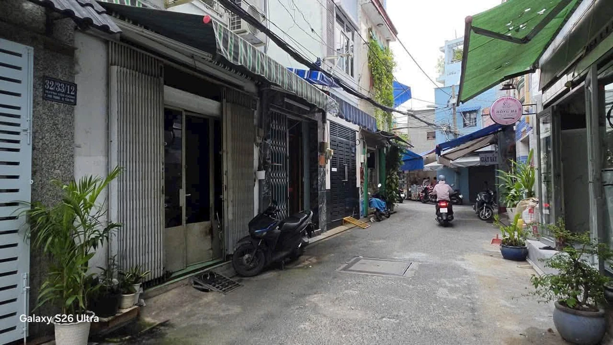 Bán nhà 3 tầng 4PN Tân Phú, đường Huỳnh Văn Chính 3.2 tỷ - Ảnh thu nhỏ 2