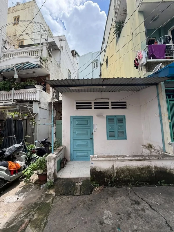 Bán đất thổ cư 6x40 đường Bác Sĩ Trung, Phú An giá 1,95 tỷ furnished