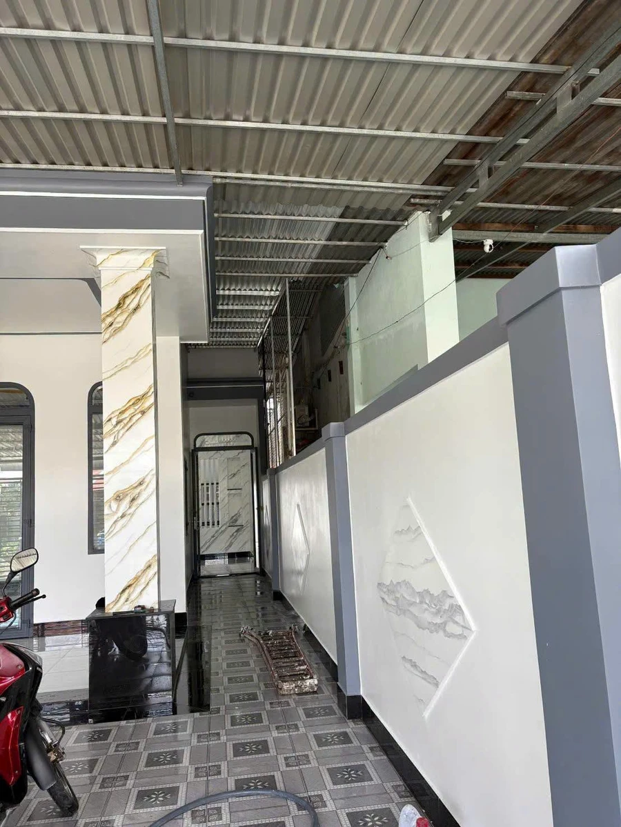 Bán nhà hẻm 7x28m, 3PN 2WC, 1 tỷ 780 triệu Quận 5 - Ảnh thu nhỏ 2