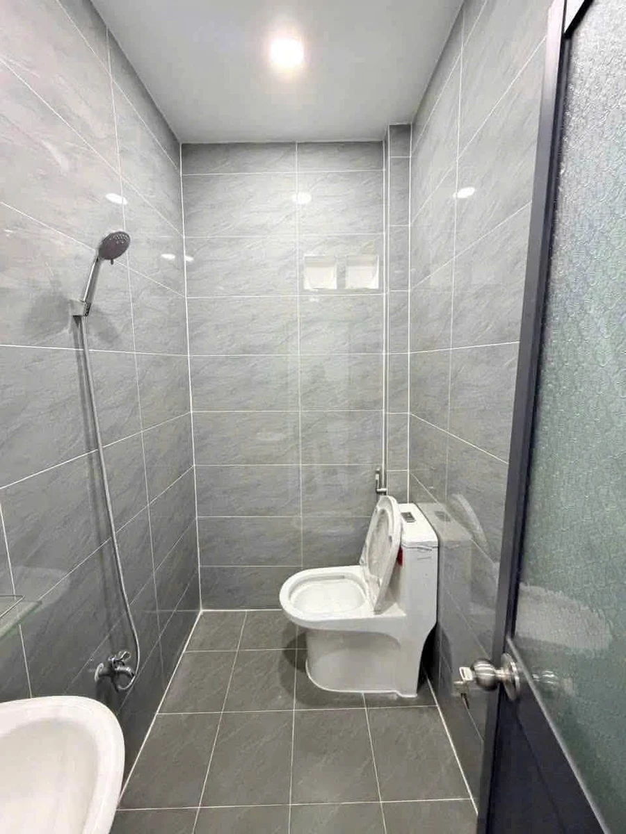 Bán nhà Hóc Môn 2 phòng 56m² 2 tỷ 650 triệu - Ảnh thu nhỏ 4