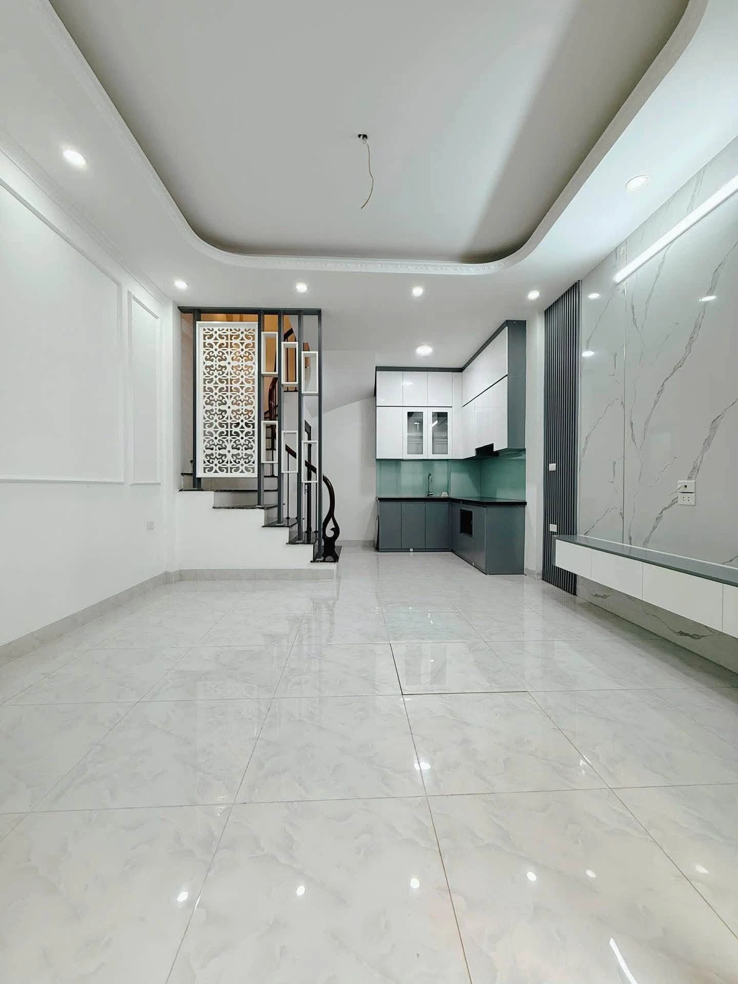 Bán nhà 3 phòng ngủ 32m² Tôn Đức Thắng 8,5 tỷ - Ảnh 1