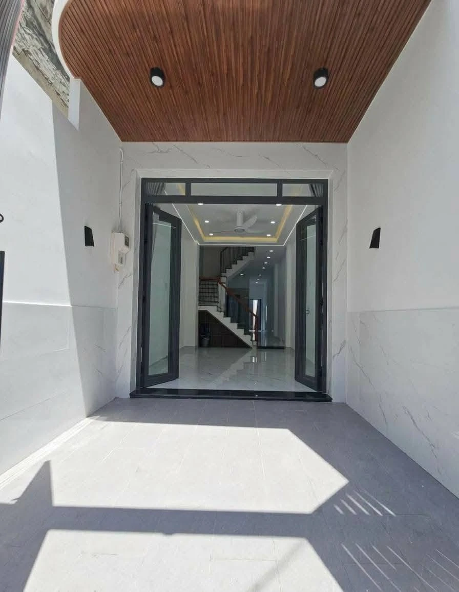 Bán nhà phố 6PN, 6WC, 64.6m² Dương Bá Trạc Quận 8 - Ảnh thu nhỏ 3