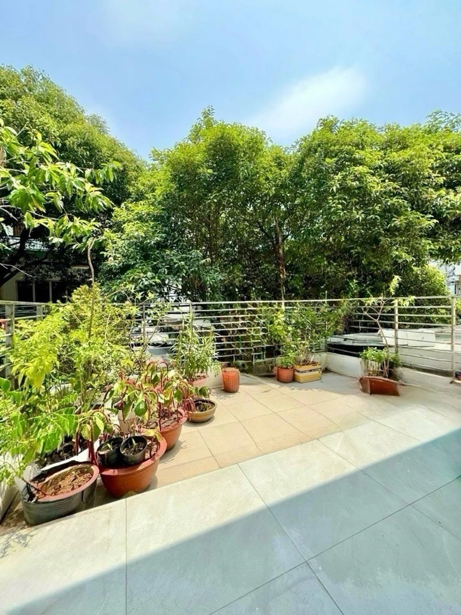 Bán nhà mặt tiền kinh doanh 4 tầng 72m2 khu Bàu Cát, gần Đồng Đen, Tân Bình, giá nhỉnh 13 tỷ - Ảnh thu nhỏ 2