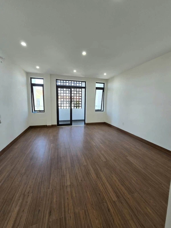 Bán nhà cấp 4 hẻm xe hơi 77m² An Phú Đông, Quận 12, giá 3,4 tỷ 09050504222