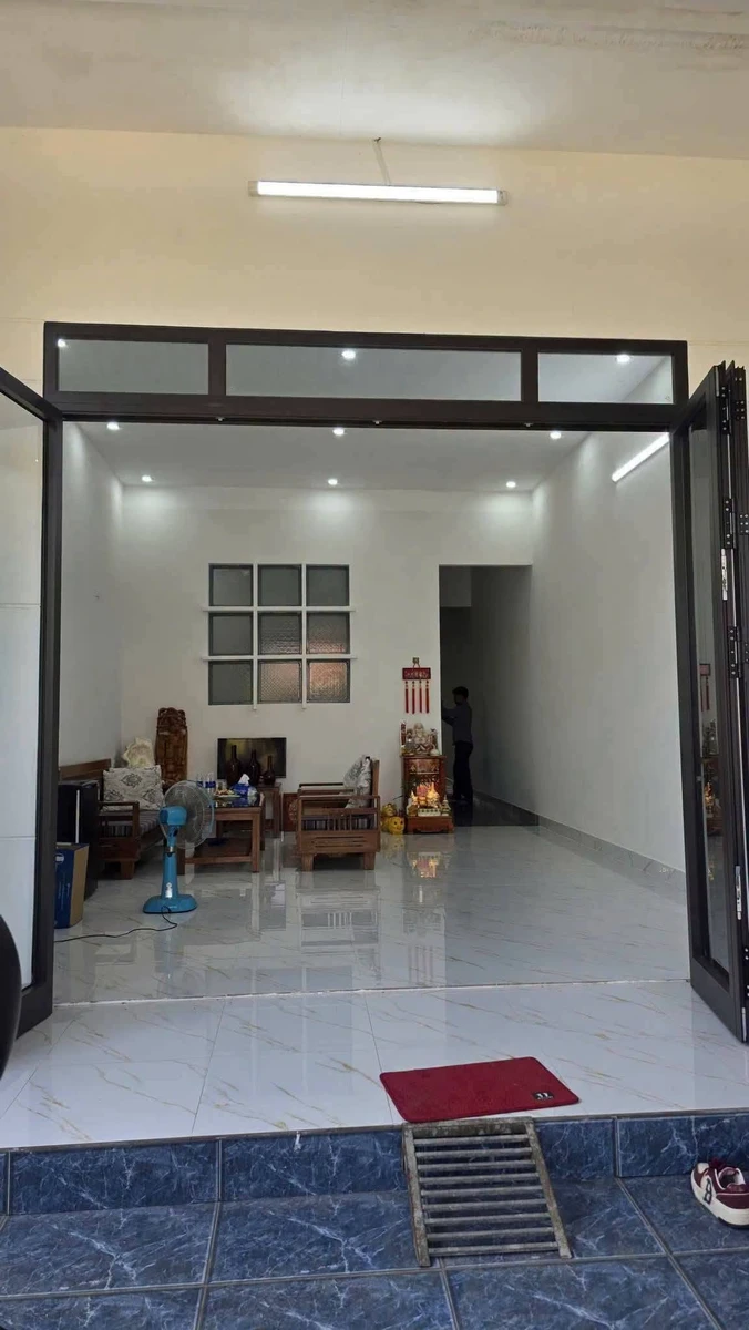 Bán nhà mặt tiền đường Liên Hoàn 5x24m, 2 phòng ngủ, giá khoảng 1,7 tỷ, Trương Quang Trọng - Ảnh thu nhỏ 3