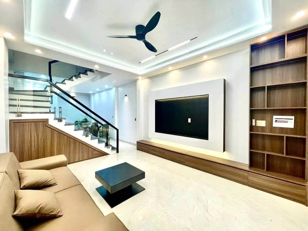 Bán nhà 3 tầng 65m² sân cổng riêng Thiên Lôi, Lê Chân, Hải Phòng 3,7 tỷ - Ảnh thu nhỏ 3