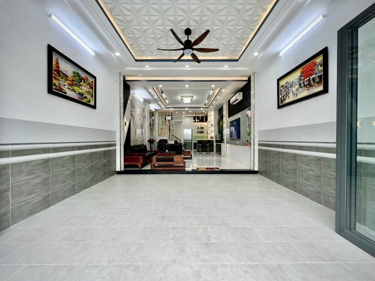 Bán nhà 3 tầng 200m2, 4PN, 3WC tại KCN Nam Tân Uyên, Bình Dương 2 tỷ - Ảnh thu nhỏ 3