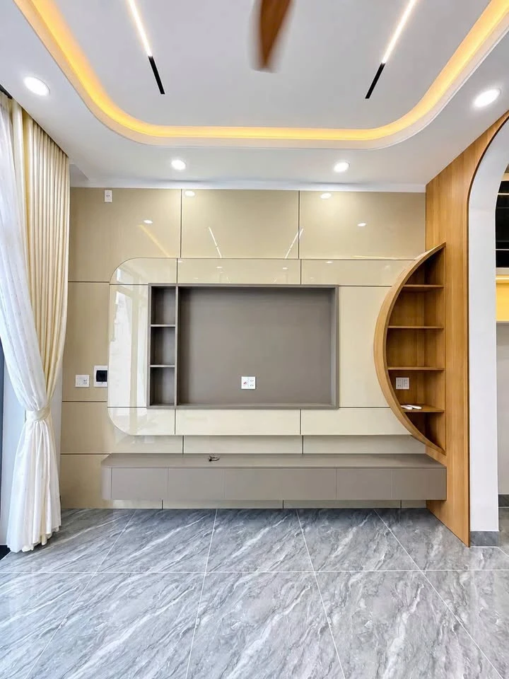 Bán nhà 1 trệt 1 lầu 3 phòng ngủ, 4,2x15m, hẻm xe hơi, Trảng Dài, Đồng Nai - Ảnh thu nhỏ 4