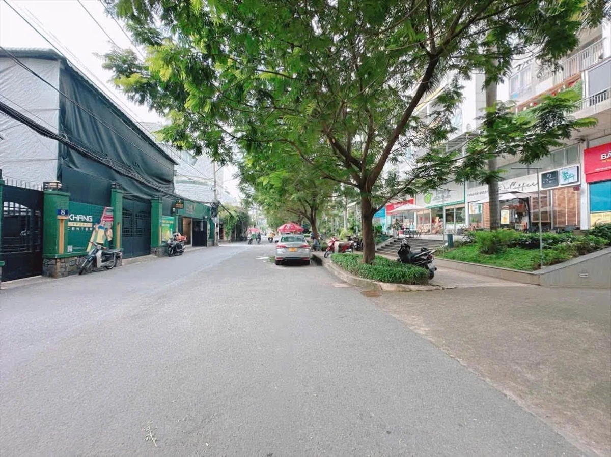 Bán dãy nhà trọ 173,8m2 sau GigaMall Phạm Văn Đồng, Thủ Đức, giá 7,6 tỷ - Ảnh 1
