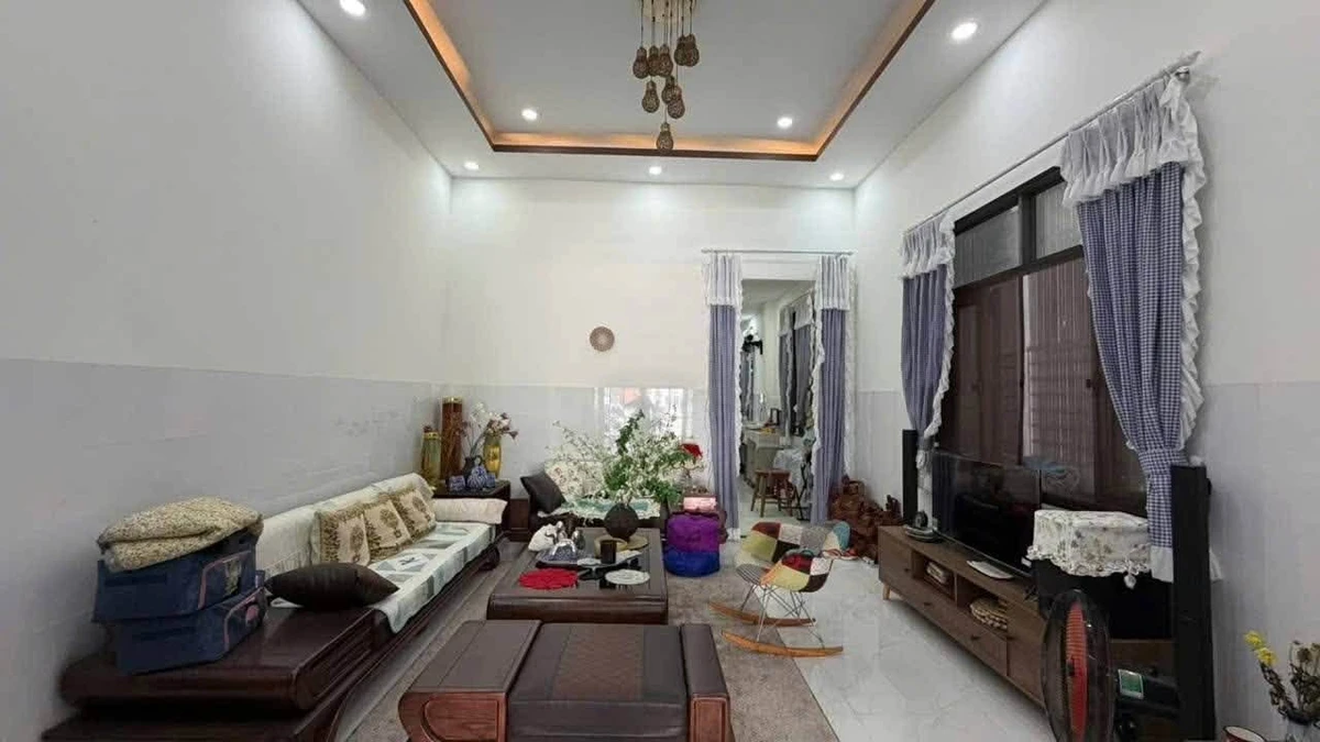 Bán nhà mặt tiền Tây Ninh 138m² 3 phòng ngủ, 3 tỷ 900 triệu - Ảnh thu nhỏ 4