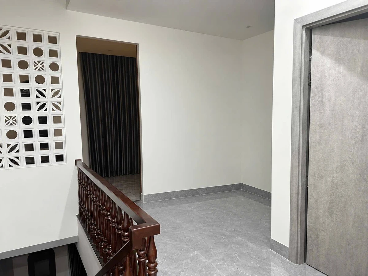 Nhà bán 2 tầng 100m2, 5 tỷ, Phạm Hùng, Đà Nẵng - Ảnh thu nhỏ 4