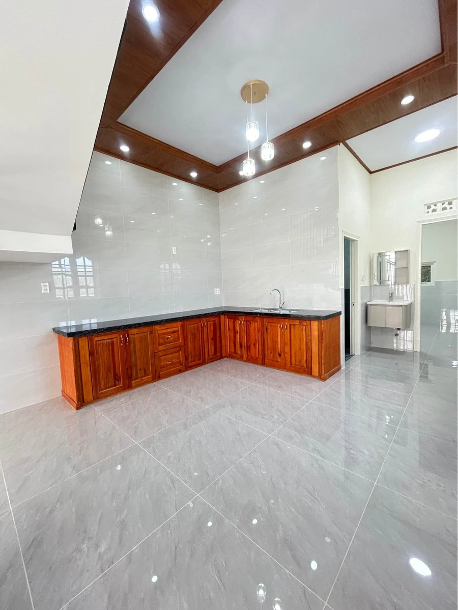 Bán nhà 140m² 3PN Đà Lạt, giá 2 tỷ 750 - Ảnh thu nhỏ 2