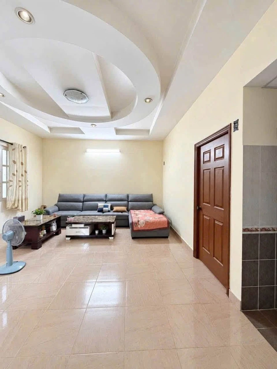 Bán biệt thự 210m² vEN sông, Dương Quảng Hàm, Gò Vấp - Ảnh thu nhỏ 4