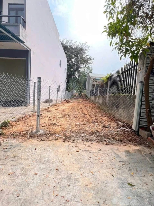 Bán đất Tương Bình Hiệp, 227.9m² mặt tiền Lê Văn Tách, 3.9 tỷ