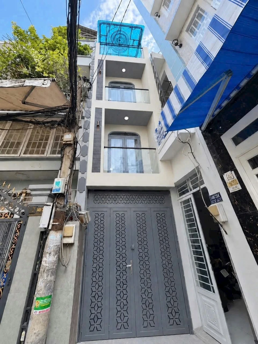Bán nhà mới Quận 4 hẻm 5m, 3 PN, 57m², 3,78 tỷ - Ảnh 1