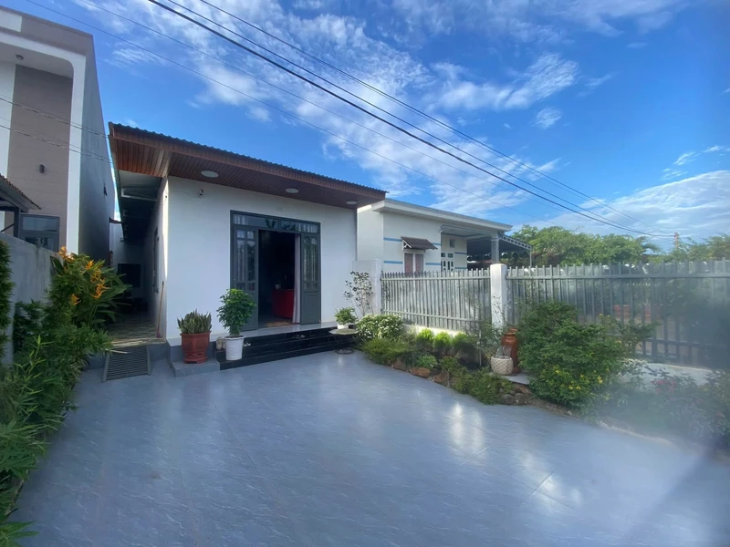 Bán nhà mặt đường Nguyễn Văn Cừ, Vinh, 164.7m², 3 tỷ baii