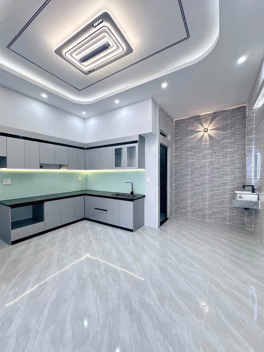 Nhà mới 68m2 bán Dĩ An, gần Thủ Đức, 4 tỷ - Ảnh thu nhỏ 4