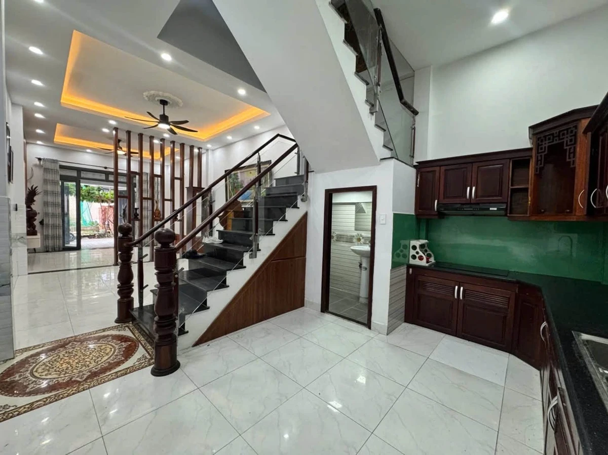 Bán nhà hẻm xe hơi 4,5x17m đường Nguyễn Suý gần Aeon Tân Phú, giá nhỉnh 8 tỷ - Ảnh thu nhỏ 2