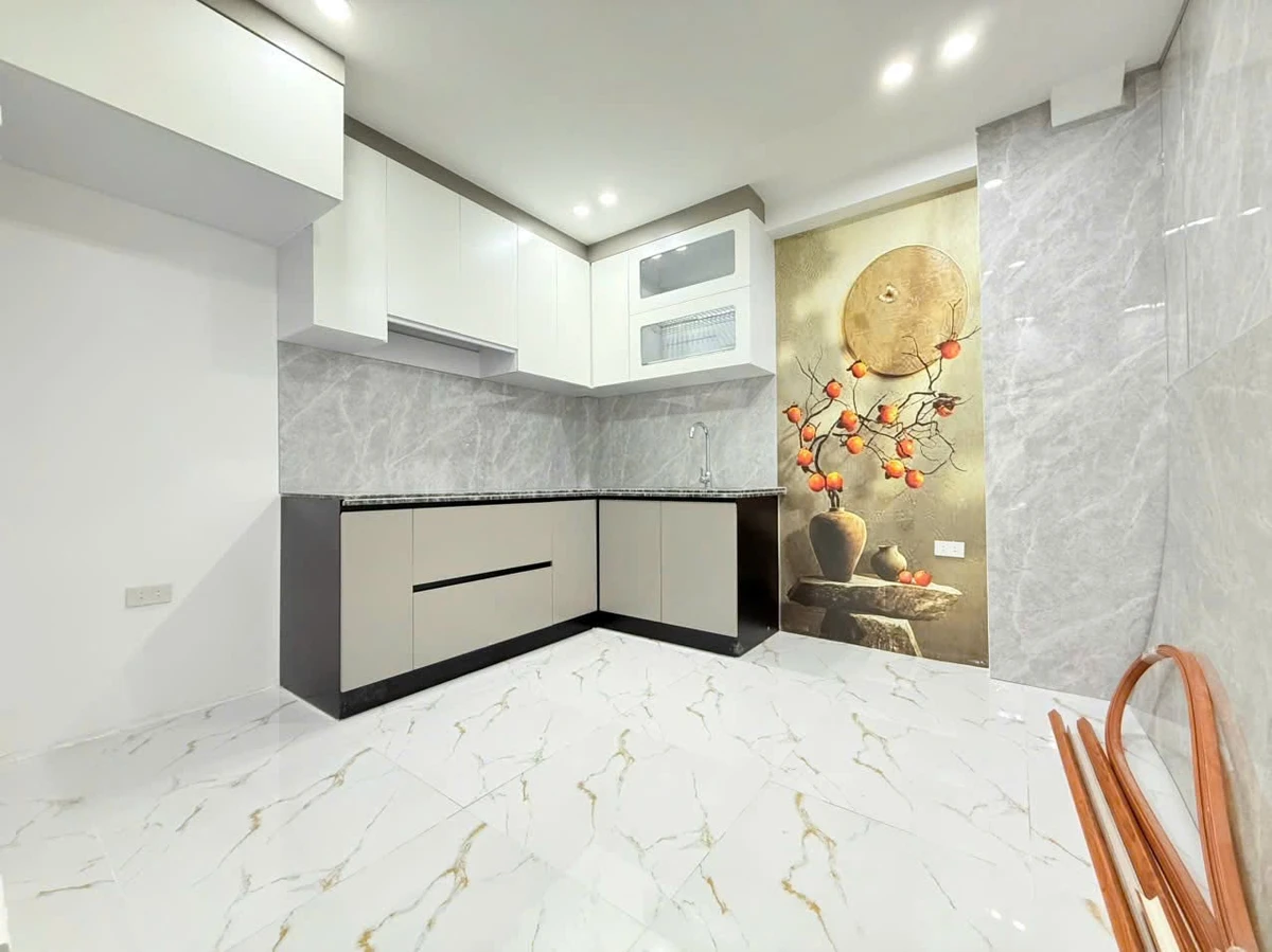 Bán nhà riêng 4 phòng ngủ 37m² Quận 1 - Ảnh thu nhỏ 2