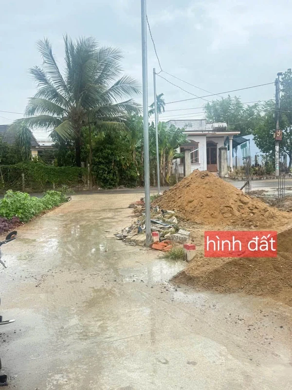 Bán nhà 2 tầng mặt tiền Thánh Gióng Huế 160m2, 3.5 tỷ dat100m2hue