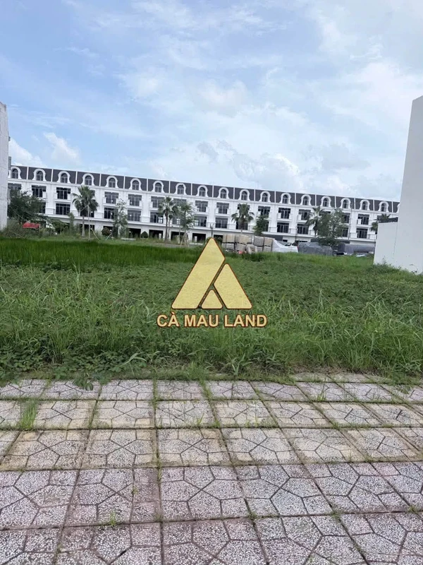 Bán nền đất 100m² tuyến 10 KĐT Happy Home Cà Mau