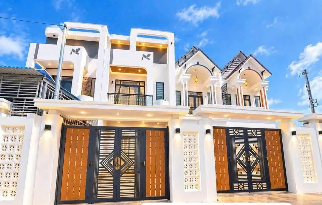 Bán nhà phố 115m², 3 PN Bảo Vinh Long Khánh 1,95 tỷ - Ảnh 1