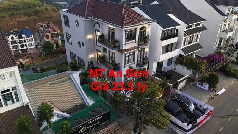 Bán villa cao cấp 2 mặt tiền An Sơn Đà Lạt 184m² 6PN 23.5 tỷ