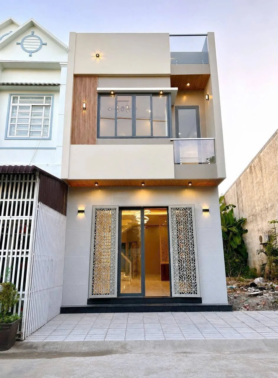 Bán nhà 3PN 76m² đường Đặng Thái Mai, Rạch Giá, 2.98 tỷ - Ảnh 1