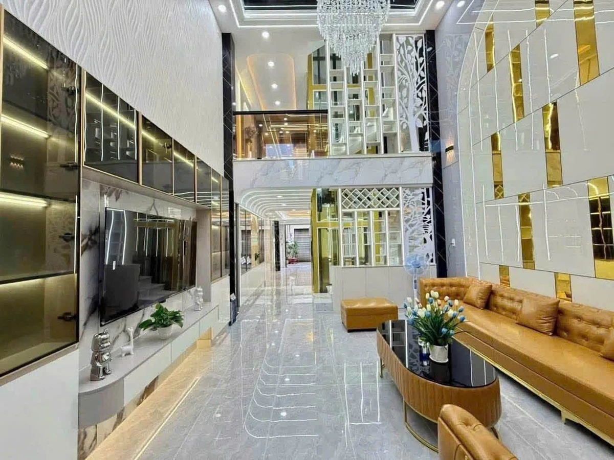 Bán nhà 5 tầng có thang máy 4.5x18m đường Trần Thị Năm, Trung Mỹ Tây, Quận 12 - 8,8 tỷ - Ảnh thu nhỏ 3