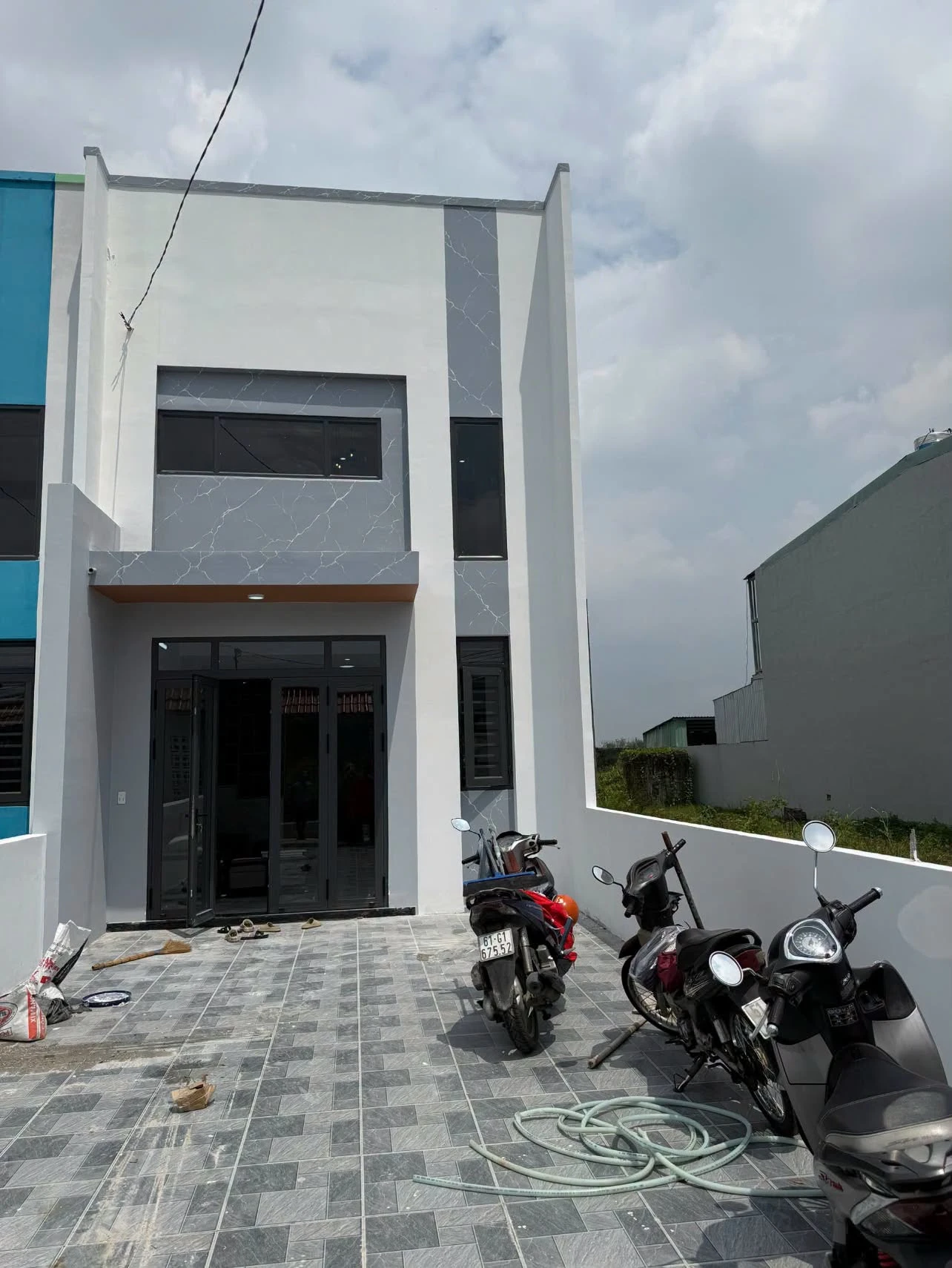 Bán nhà thổ cư 3 phòng ngủ, sân để 2 xe tải, gần KCN Mỹ Phước 4, Hòa Lợi, Bình Dương - Ảnh 1