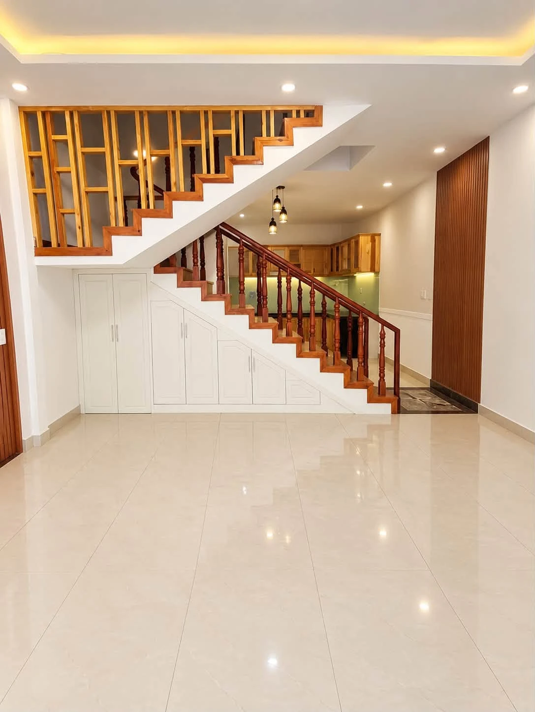 Bán nhà 3 tầng 64m² Lữ Gia, Đà Lạt, 3,8 tỷ - Ảnh 1