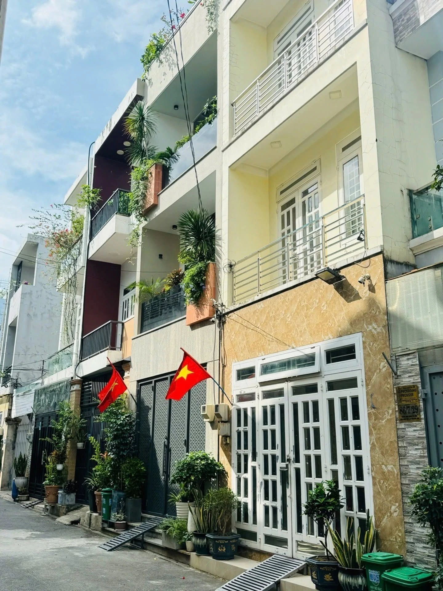 Bán nhà Đình Phong Phú 52,3m² 3PN 3WC giá 7,9 tỷ, Quận 9 - Ảnh 1