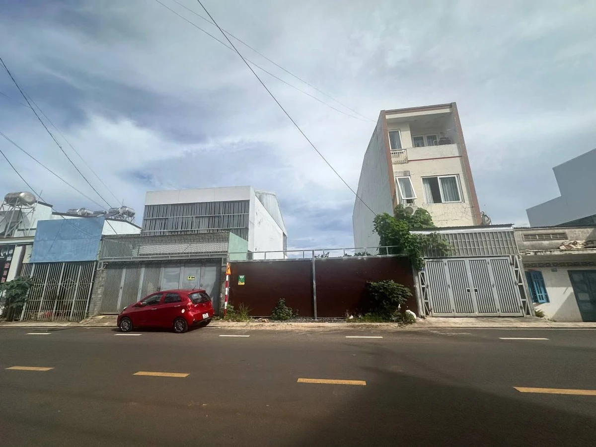 Bán đất 2 mặt tiền Hùng Vương 170m2, 11 tỷ 5 - Ảnh thu nhỏ 2