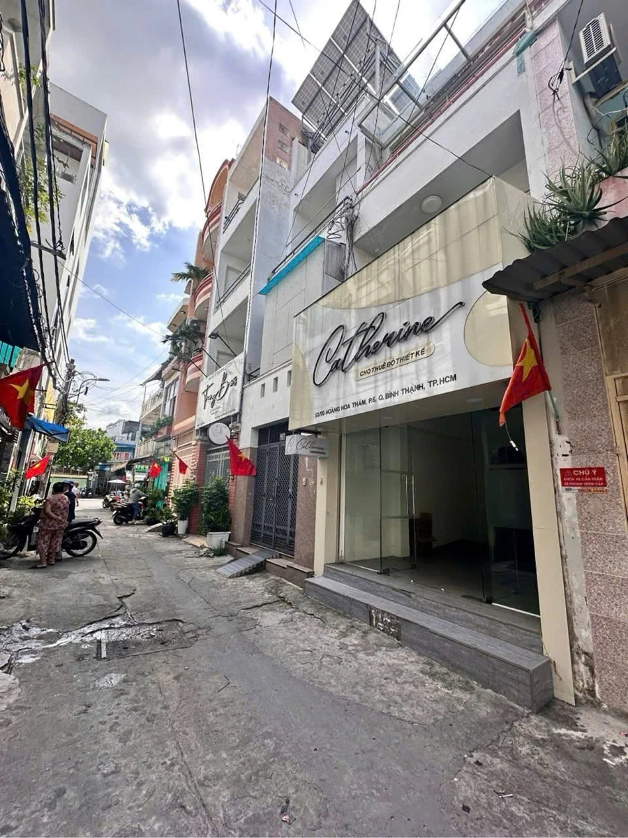 Cho thuê nhà mặt tiền thụt Hoàng Hoa Thám, Bình Thạnh, 1 trệt 2 lầu, 4PN, 23 triệu/tháng - Ảnh thu nhỏ 2