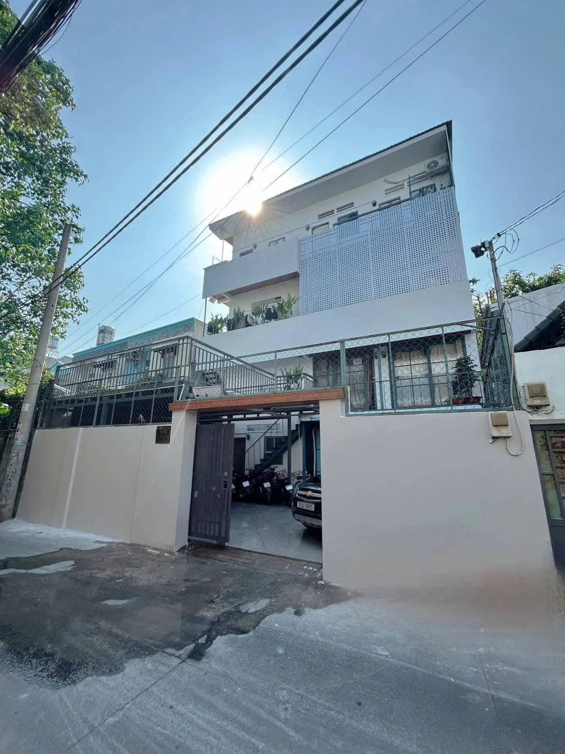 Bán dãy trọ 1 trệt 2 lầu 13 phòng 137m2 Linh Chiểu, Thủ Đức giá 10,999 tỷ - Ảnh 1