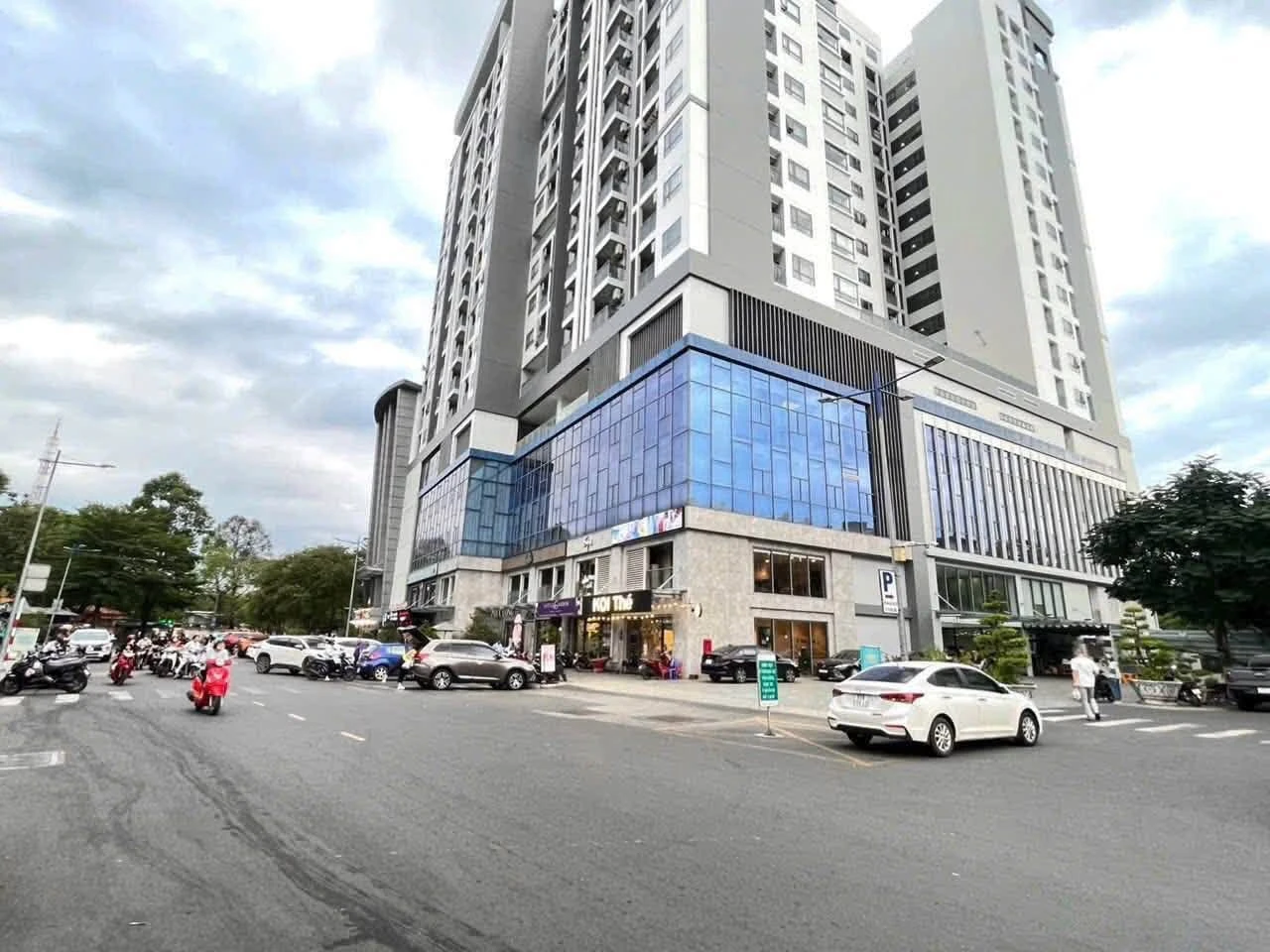Bán căn hộ Biconsi Tower 60m2, 2PN 2WC, full nội thất, tầng 14, Chợ Đình - Ảnh 1