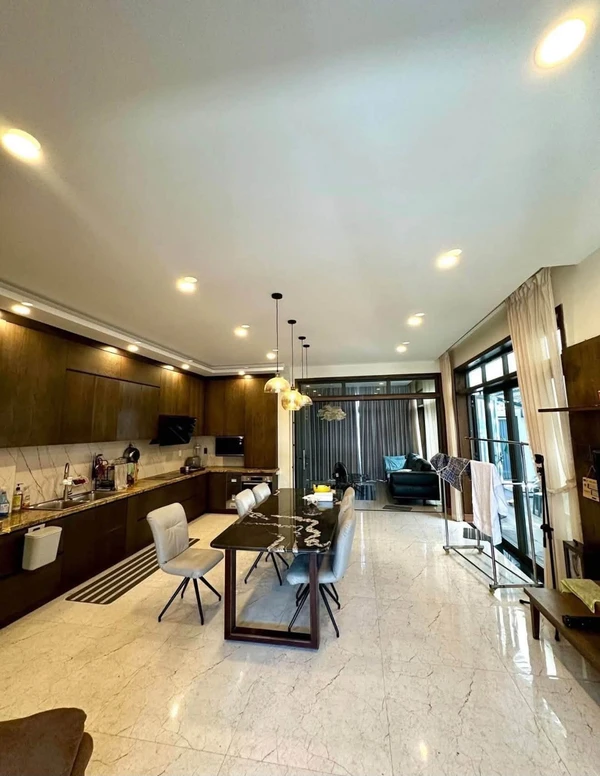 Bán homestay 225m² 3 phòng ngủ gần biển Phan Thiết 7.5 tỷ