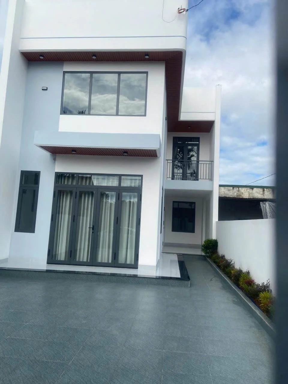 Bán nhà mới 3PN 3WC 60m² Eakao Hóc Môn 2.79 tỷ - Ảnh 1