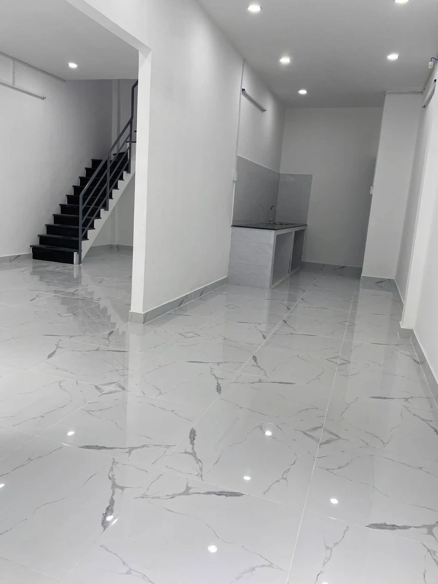 Bán nhà phố HXH 2 tầng 2PN 50m² Âu Cơ Quận 11 - Ảnh thu nhỏ 4