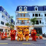 Nhà 4 tầng sẵn 8 phòng đường Nguyễn Lộ Trạch đã có sổ, đang KDoanh homestay doanh thu 120tr/tháng - Ảnh thu nhỏ 4