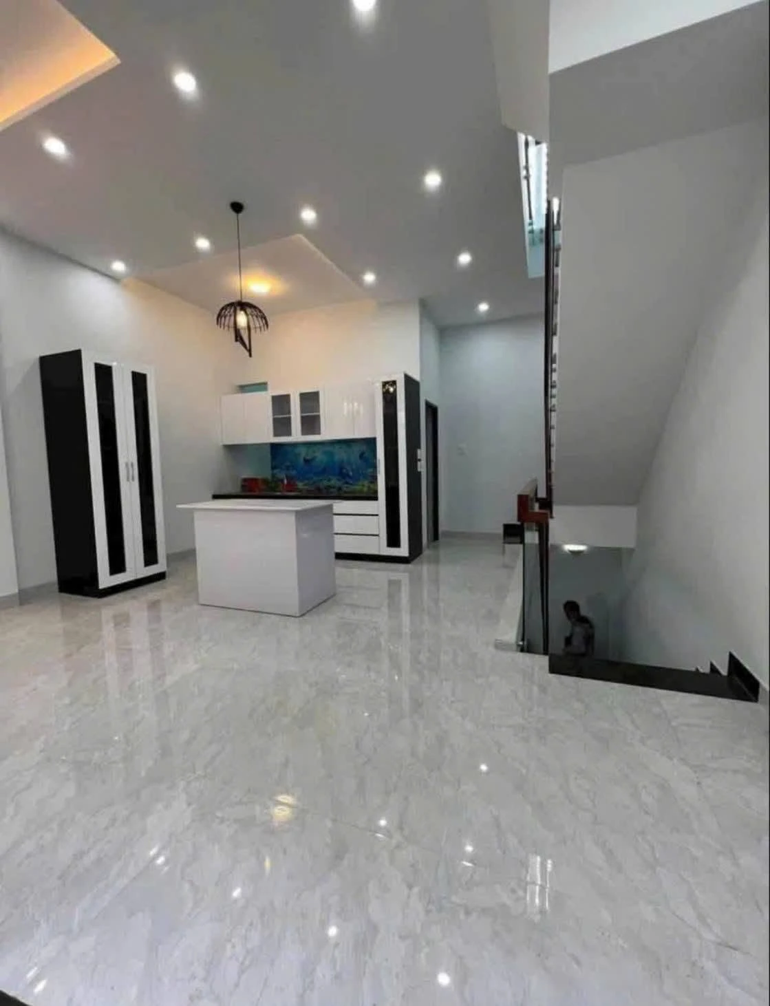 Bán nhà hẻm Hoàng Văn Thụ 49m2, 3 phòng, 2 tỷ - Ảnh 1