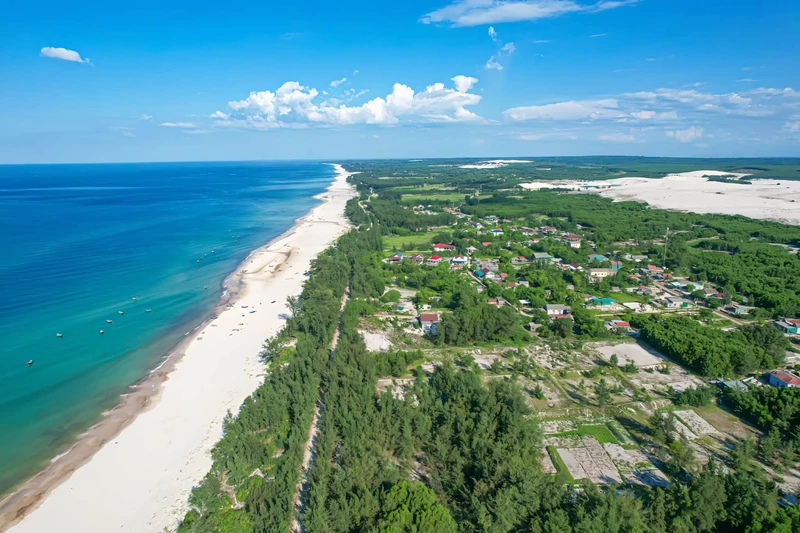 Bán đất nông nghiệp mặt biển Vĩnh Thái 1000m2