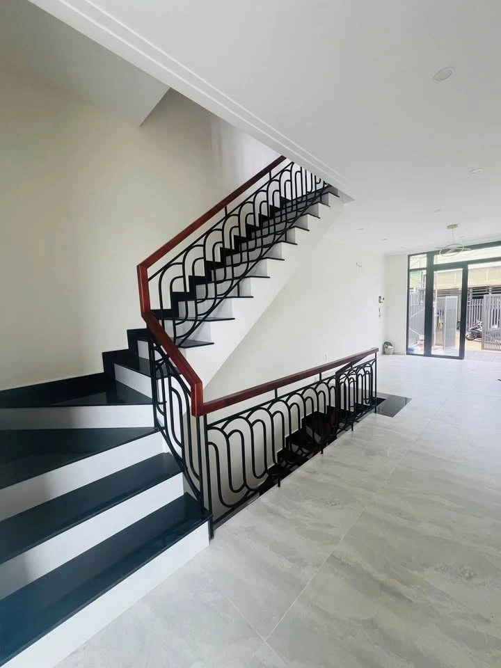 Bán nhà 90m² 4PN Thái Phiên Đà Lạt 3,6 tỷ - Ảnh thu nhỏ 3