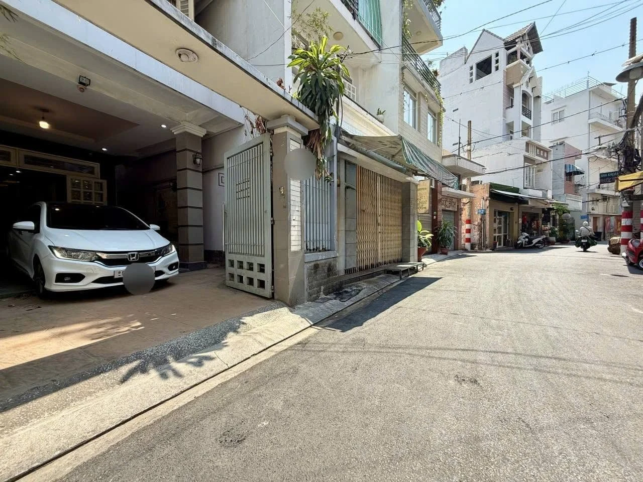Bán nhà 5 phòng 135m2 Phạm Văn Hai Tân Bình 20,5 tỷ - Ảnh 1